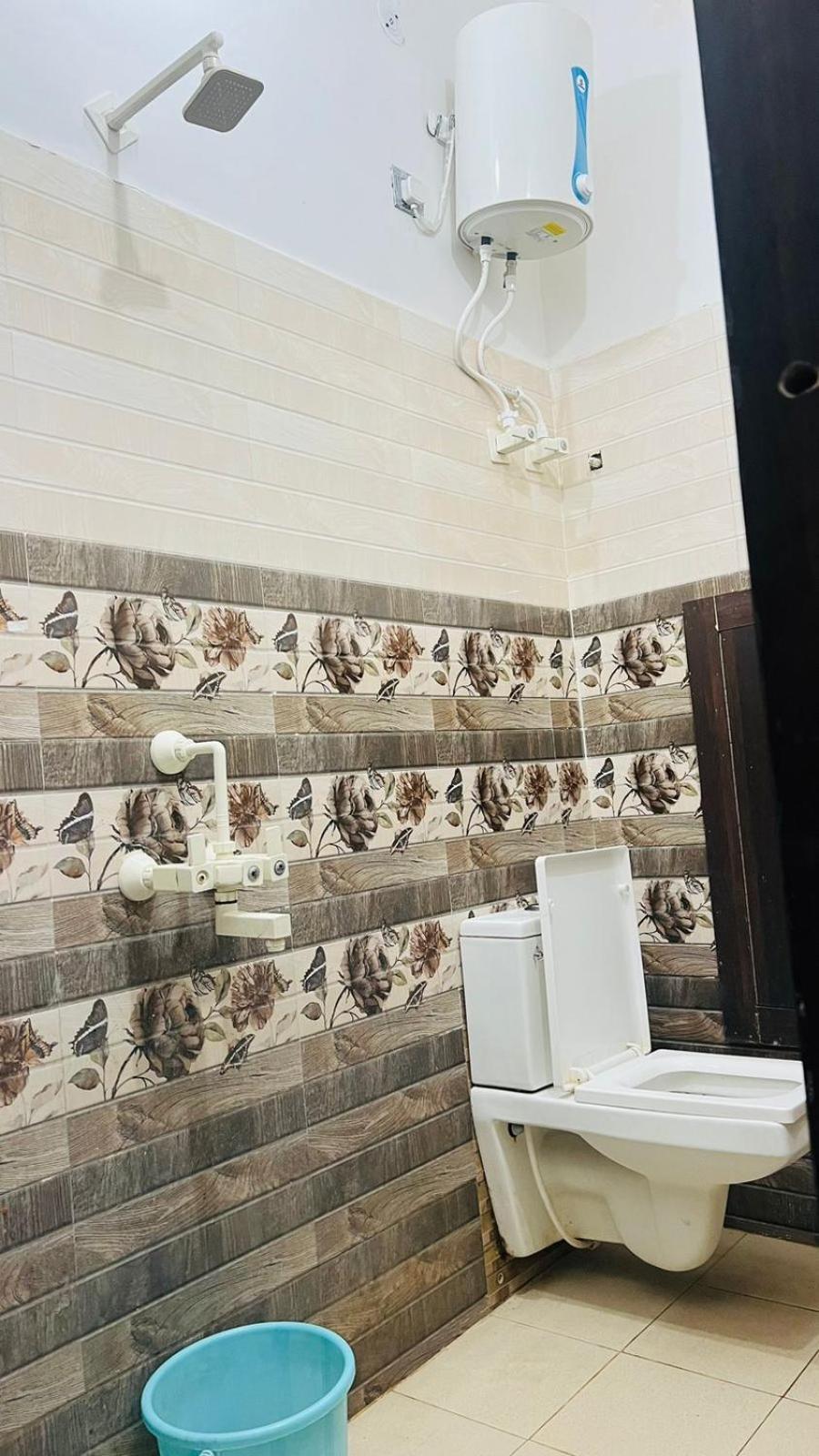 Hotel Rudra Residency Near Railway Station Mathura Eksteriør bilde